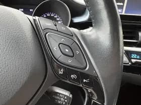 Toyota C-HR thumbnail 14