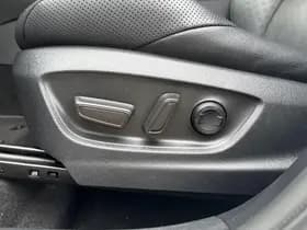 Toyota C-HR thumbnail 31