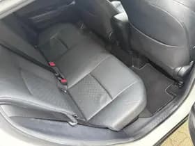 Toyota C-HR thumbnail 34