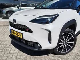 Toyota Yaris Cross thumbnail 2
