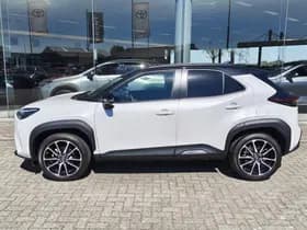 Toyota Yaris Cross thumbnail 3