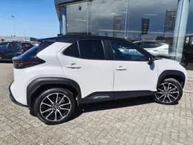 Toyota Yaris Cross thumbnail 5