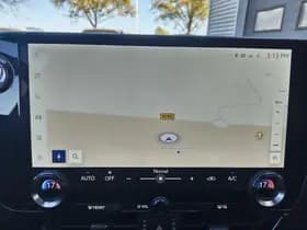 Lexus NX thumbnail 19