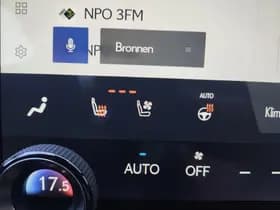 Lexus NX thumbnail 22