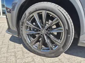 Lexus NX thumbnail 46