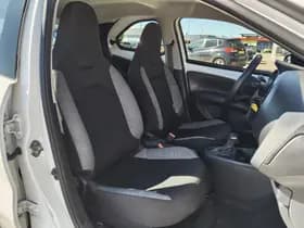 Toyota Aygo thumbnail 25