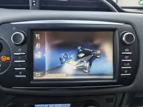 Toyota Yaris thumbnail 16