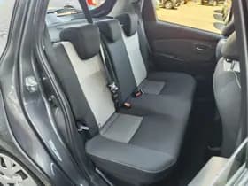 Toyota Yaris thumbnail 29