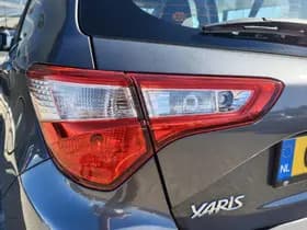 Toyota Yaris thumbnail 33