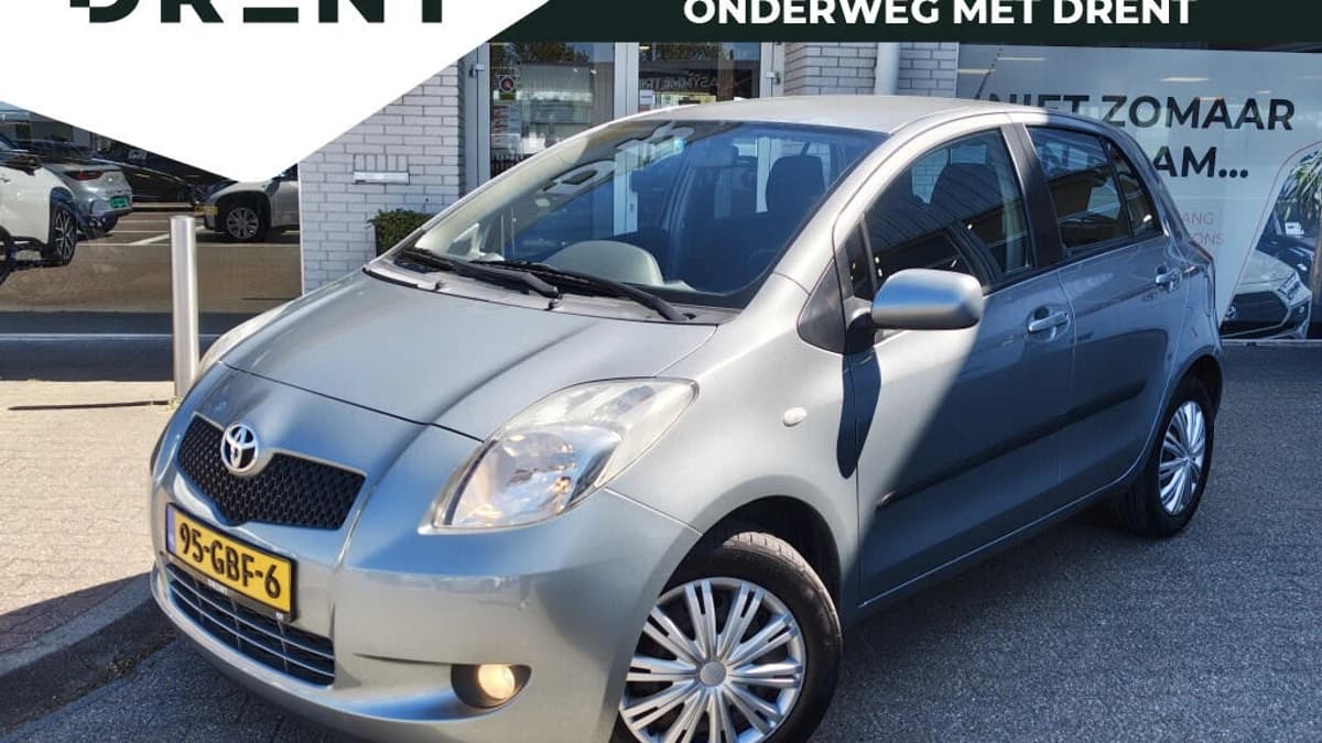 Toyota Yaris — foto 1