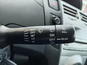 Toyota Yaris thumbnail 13