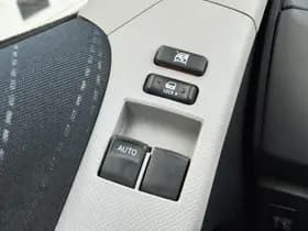 Toyota Yaris thumbnail 18
