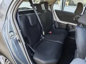 Toyota Yaris thumbnail 24