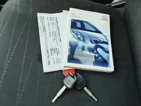 Toyota Yaris thumbnail 31