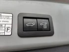 Toyota Corolla thumbnail 32