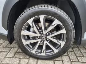 Toyota Corolla thumbnail 37
