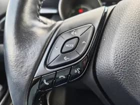 Toyota C-HR thumbnail 14
