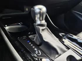 Toyota C-HR thumbnail 22