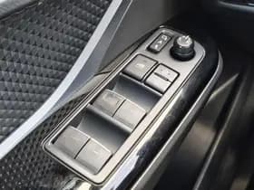 Toyota C-HR thumbnail 24