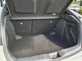 Toyota C-HR thumbnail 33