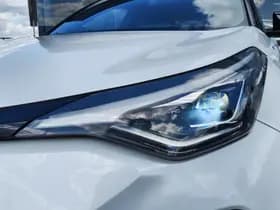 Toyota C-HR thumbnail 35