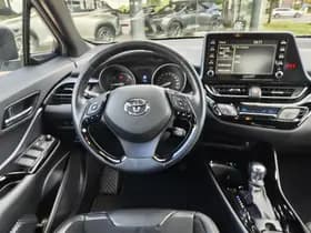 Toyota C-HR thumbnail 9
