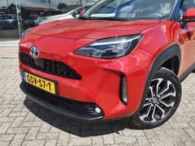 Toyota Yaris Cross thumbnail 2