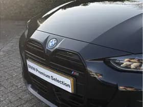 BMW I4 eDrive35 | M-Sport | Schuif-/Kanteldak | Camera | Stuur + Stoelverw. | HiFi | Elek. Trekhaak thumbnail 5