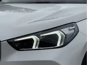 BMW IX1 eDrive20 | Stuur + Stoelverw. | Comfort Access | Driv. Ass. Prof. | Head-Up thumbnail 4