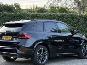 BMW X1 xDrive25e | M-Sport | Panorama | 19'' | Getint Glas | Camera thumbnail 2