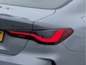 BMW 4 Serie Coupé 420i | M-Sport | 19'' | Schuif-/Kanteldak | Stuur + Stoelverw. | Elek. Achterklep thumbnail 4