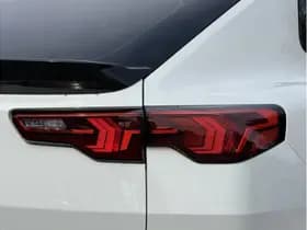 BMW IX2 eDrive20 | M-Sport Pro | 20'' | Panorama. | Harman/Kardon | Elek. stoel. | Driv. + Park. Plus | Head-Up | Stoelmassage | Camera | Stuur + stoelverw. | Comf. Acc. thumbnail 3