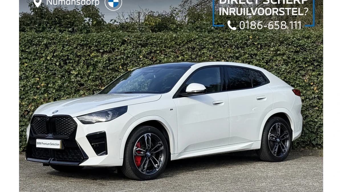 BMW IX2 eDrive20 | M-Sport Pro | 19'' | Panorama | Driv. Ass. Prof. | Head-Up | Stoelverw. | Getint Glas | Comfort Access — foto 1