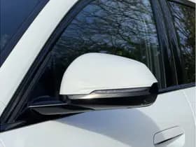 BMW IX2 eDrive20 | M-Sport Pro | 19'' | Panorama | Driv. Ass. Prof. | Head-Up | Stoelverw. | Getint Glas | Comfort Access thumbnail 5