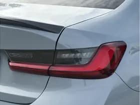 BMW 3 Serie 330e | M-Sport Pro | Carbon ext. | M-Performance parts | 19'' | Camera | Comfort Access | Elek. Trekhaak | Elek. Achterklep thumbnail 3