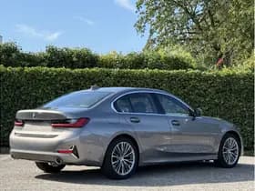 BMW 3 Serie Sedan 318i | Business Ed. | Luxury Line | Camera | 18'' | Stoelverw. | HiFi thumbnail 3