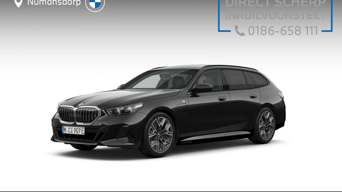 BMW 5 Serie Touring 530e | M-Sport | 20'' | Camera | Driv. Ass. Plus | Elek. Trekhaak | Comfort Access — foto 1