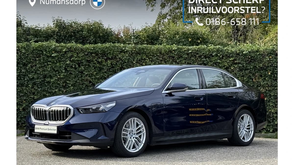 BMW 5 Serie 530e | Harman/Kardon | Comfortzetels | 360 Cam | 4x stoelverw. | Stoelventilatie | Adapt. Led | Driving Ass. — foto 1