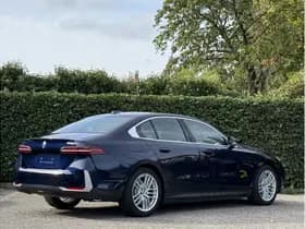 BMW 5 Serie 530e | Harman/Kardon | Comfortzetels | 360 Cam | 4x stoelverw. | Stoelventilatie | Adapt. Led | Driving Ass. thumbnail 3