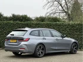 BMW 3 Serie Touring 320e | Camera | Sportstoel. | PDC voor + achter thumbnail 3