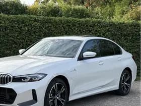 BMW 3 Serie 330e | NW Model | M-Sport | 18'' | Schuif-/Kanteldak | Camera | Elek. Trekhaak | HiFi thumbnail 4