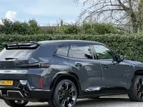 BMW XM | V8 | Bowers & Wilkins | Trekhaak | Massage | 23" | Soft-Close thumbnail 3