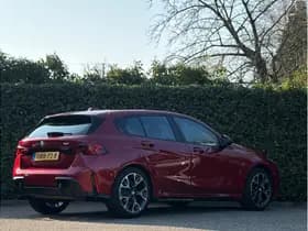 BMW 1 Serie 120 | M-Sport | 18'' | Comfort Access | Camera thumbnail 2