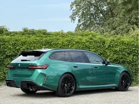 BMW M5 Touring | M Drive Prof. | Carbon | Bowers & Wilkins | Trekhaak | CoPilot | Comfort Acces thumbnail 4