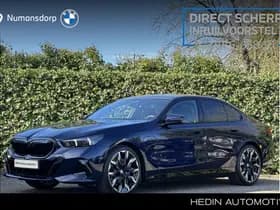 BMW 5 Serie 550e xDrive | M-Sport Pro | 21'' | Panorama. | Driv. Prof. | Stoelvent. | Head-Up | Park. Plus | Comf. Acc. | Stuur + stoelverw. voor/achter | Trekhaak | M stoel