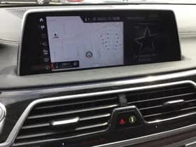 BMW 7-Serie thumbnail 14