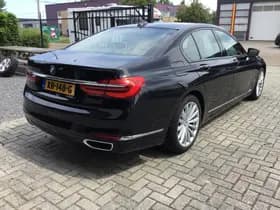 BMW 7-Serie thumbnail 7