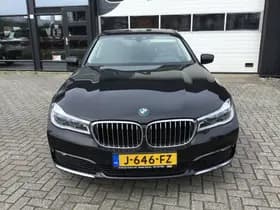 BMW 7-Serie thumbnail 2