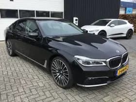 BMW 7-Serie thumbnail 3