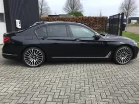 BMW 7-Serie thumbnail 4